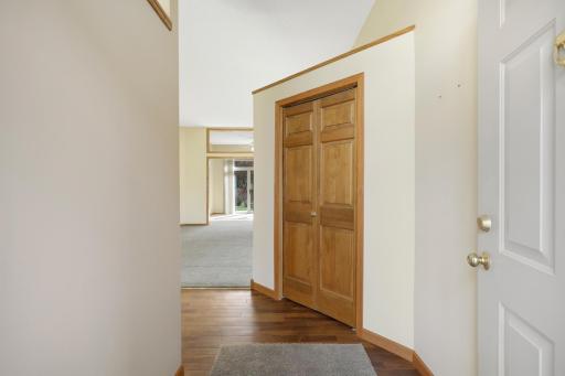 15187 Everleigh Circle, Rosemount, MN 55068
