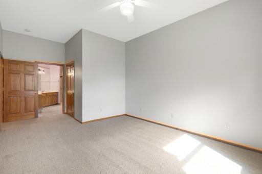 15187 Everleigh Circle, Rosemount, MN 55068