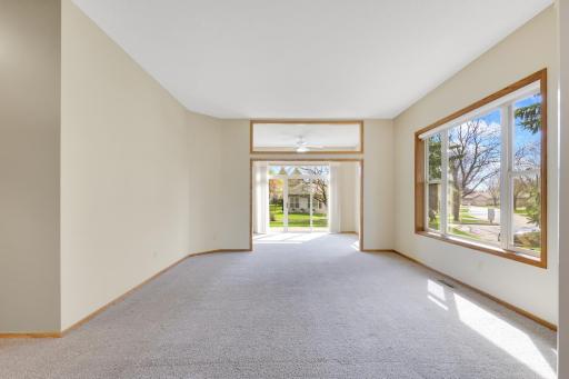 15187 Everleigh Circle, Rosemount, MN 55068