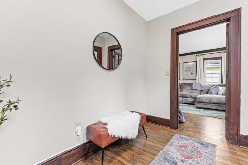 3350 Knox Avenue N, Minneapolis, MN 55412
