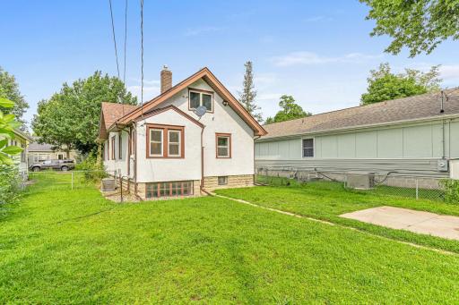 3350 Knox Avenue N, Minneapolis, MN 55412