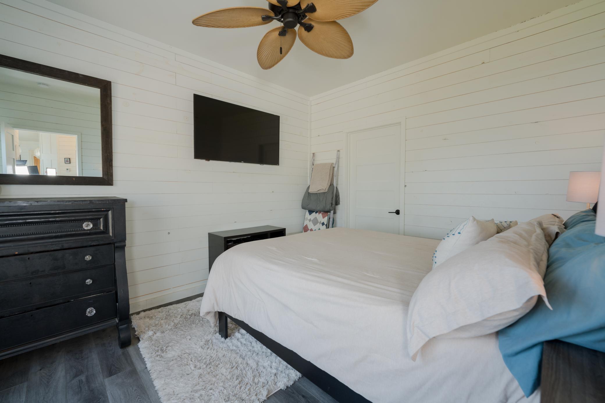 16-Primary Bedroom Main level - Copy - Copy.jpg