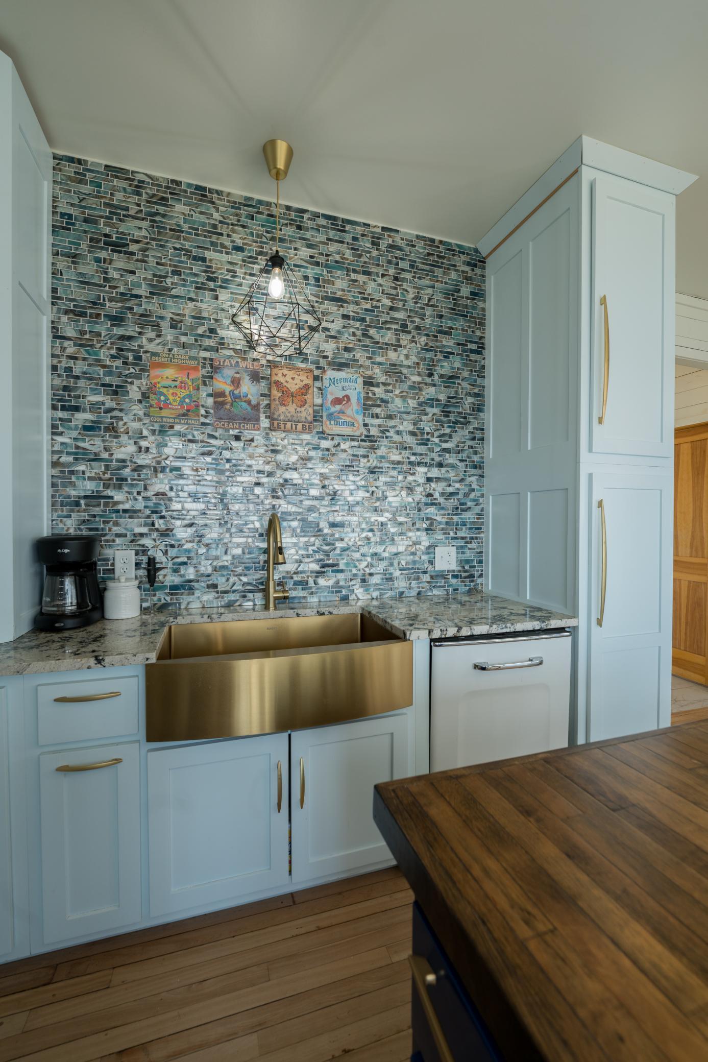 11-Kitchen Main level - Copy - Copy.jpg