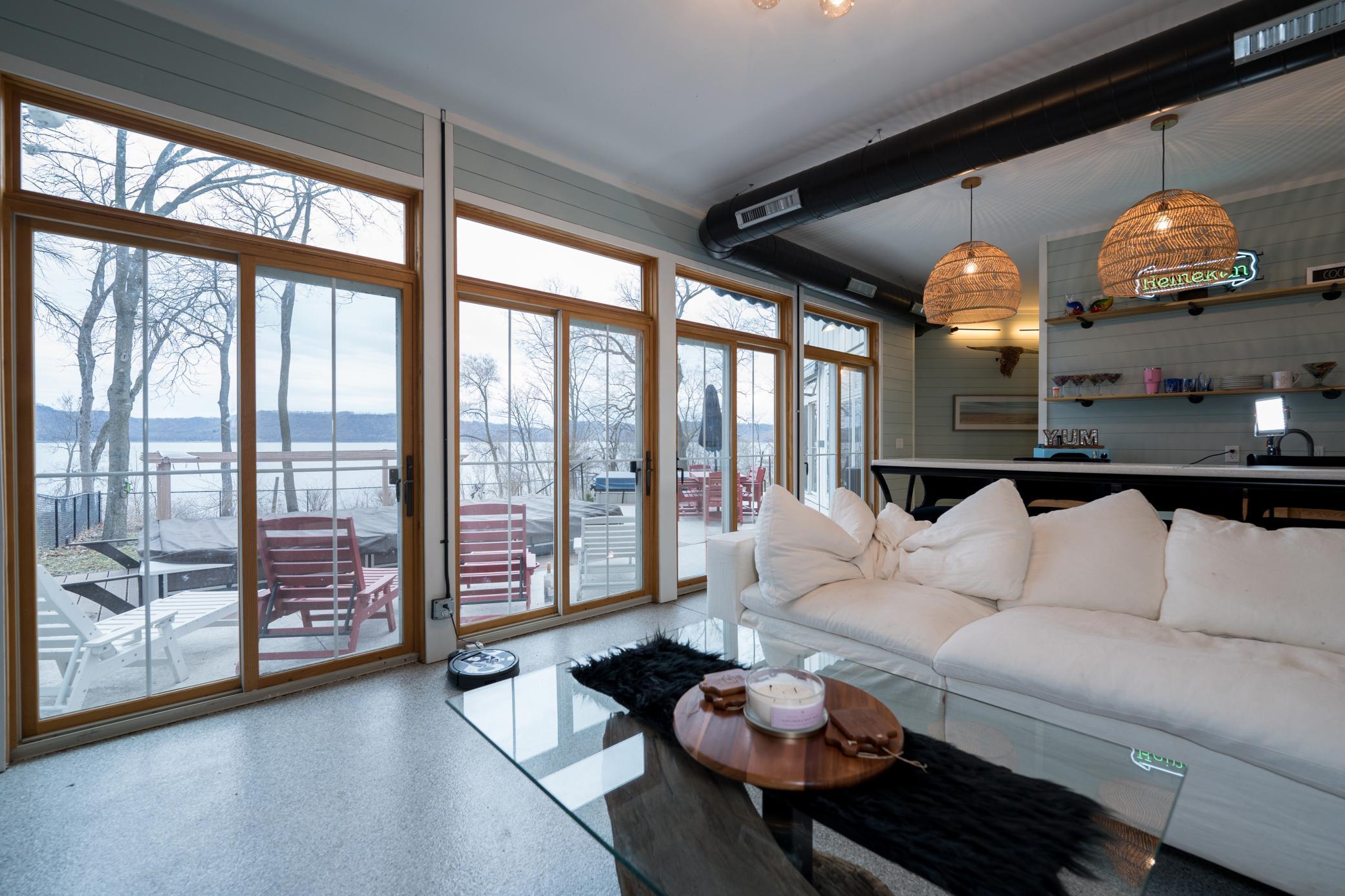 201 Boyd Street - Family Room and Bar-3.jpg