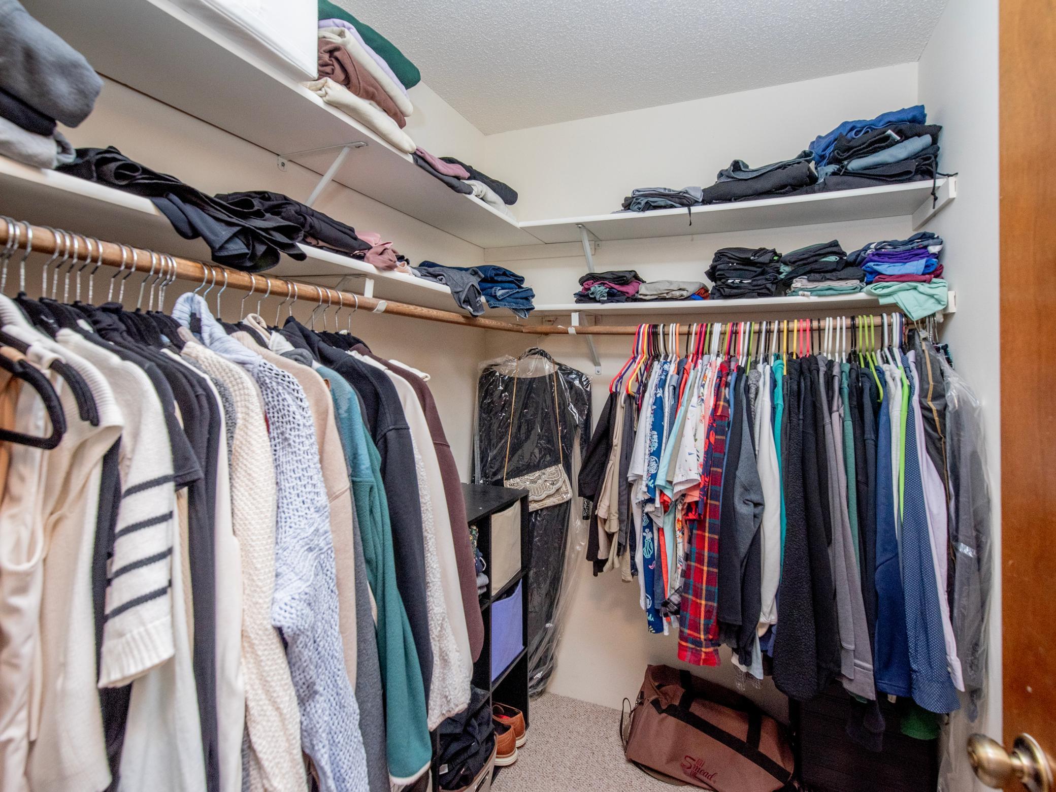 Walk-in closet