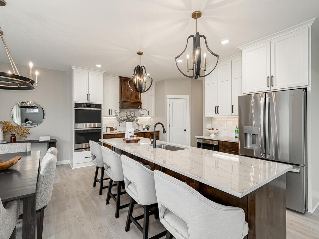 20648 Tamarack St NW Oak Grove MN 55011 USA-013-011-Kitchen-MLS_Size.jpg