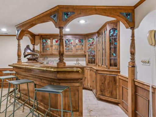 6500 Willow Wood Road, Minneapolis, MN 55436
