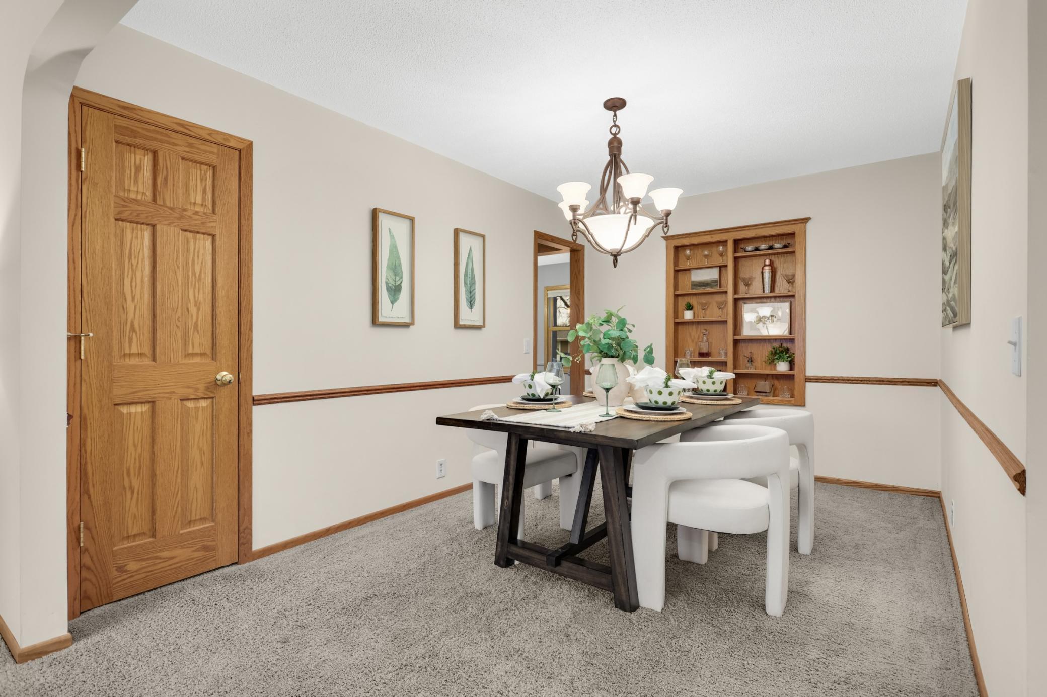 Beautiful dining area for entertaining or family dinners