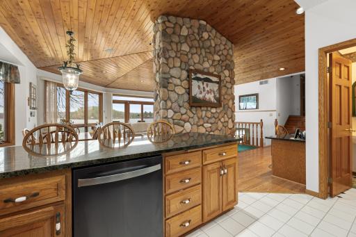 Open Spaces make Entertaining Easy and Enjoyable
