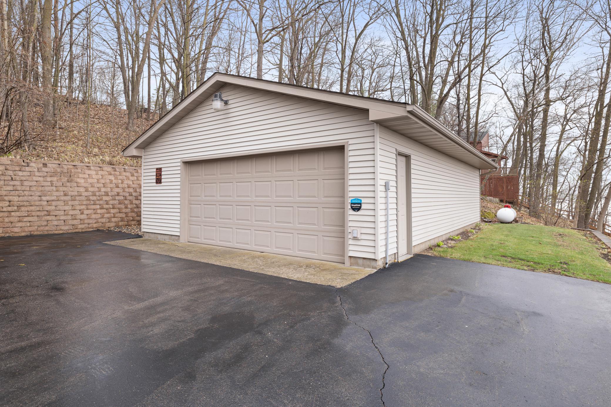 Additional 24'x36' Detached Garage