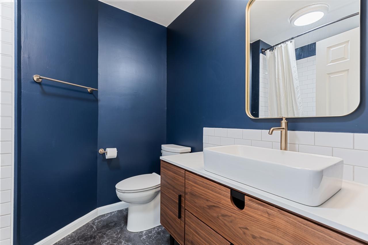 Updated Full Main Bath - Main Floor