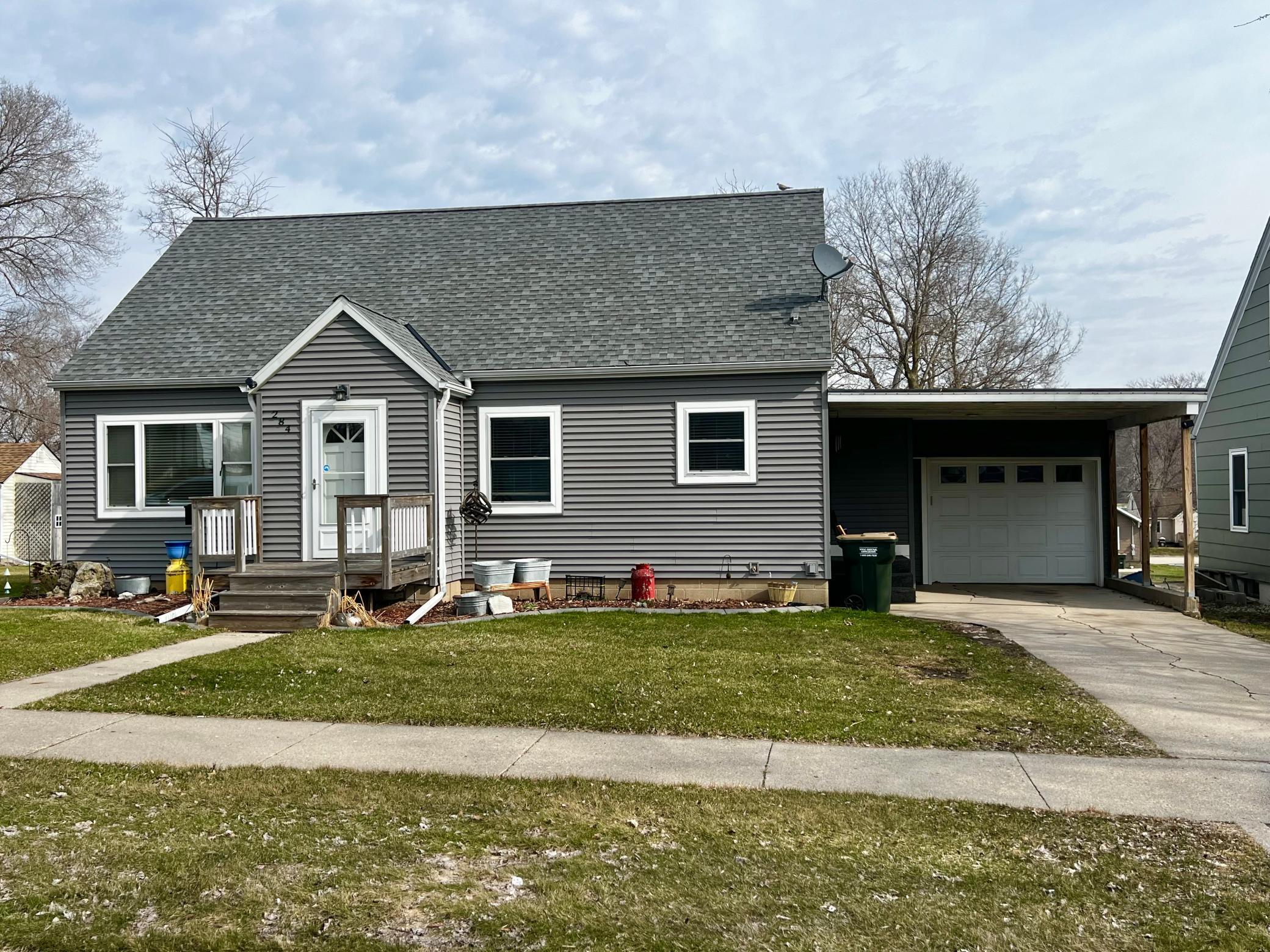 Front of the Home, Carport & Garage
