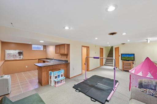 694 Glover Road, River Falls, WI 54022