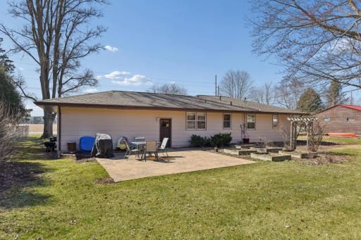 694 Glover Road, River Falls, WI 54022