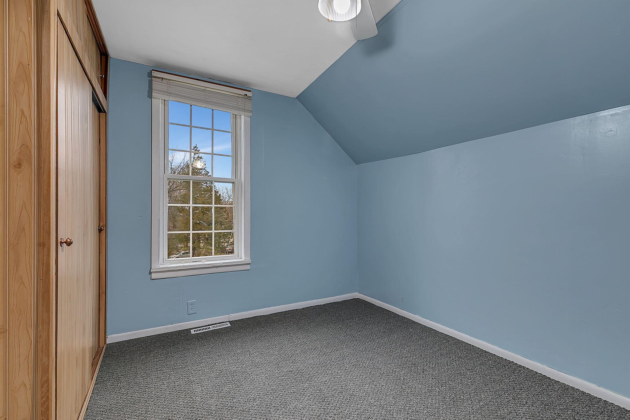 New paint & new carpet! 3rd bedroom