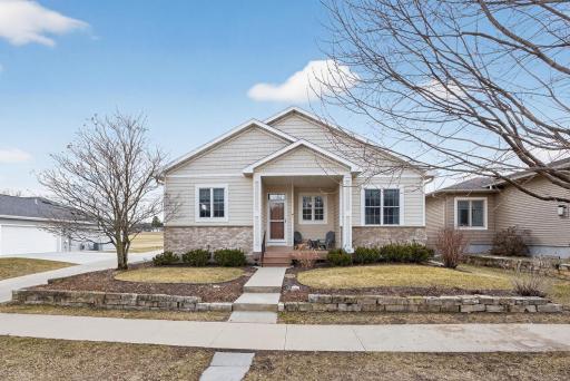 1948 Hadley Creek Drive NE, Rochester, MN 55906