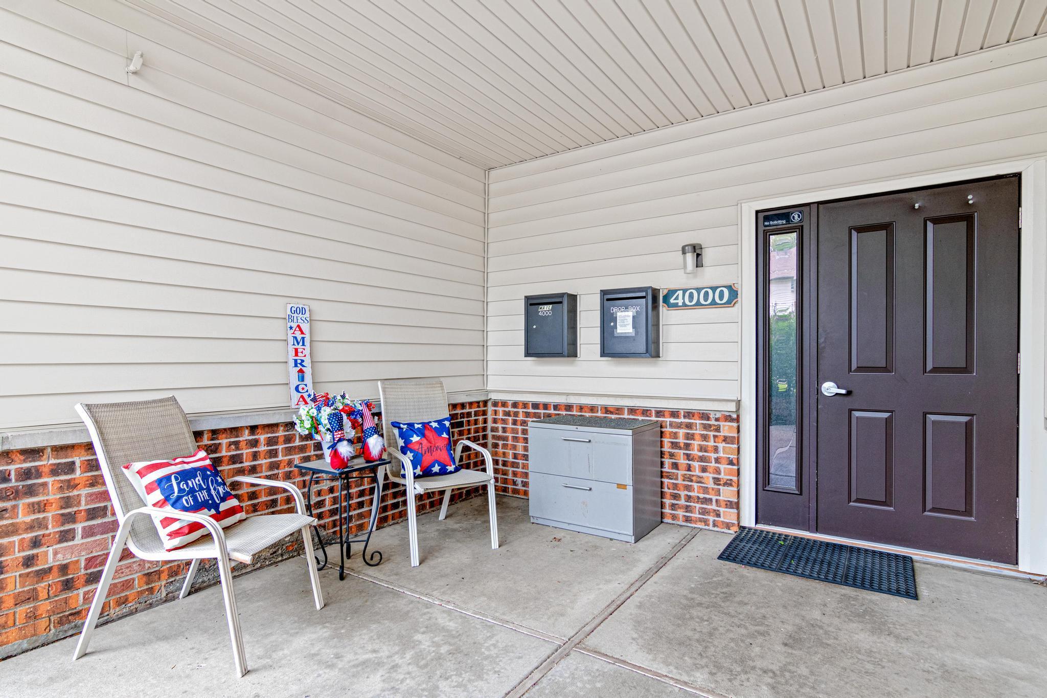 Inviting community with entrance that feels like home!