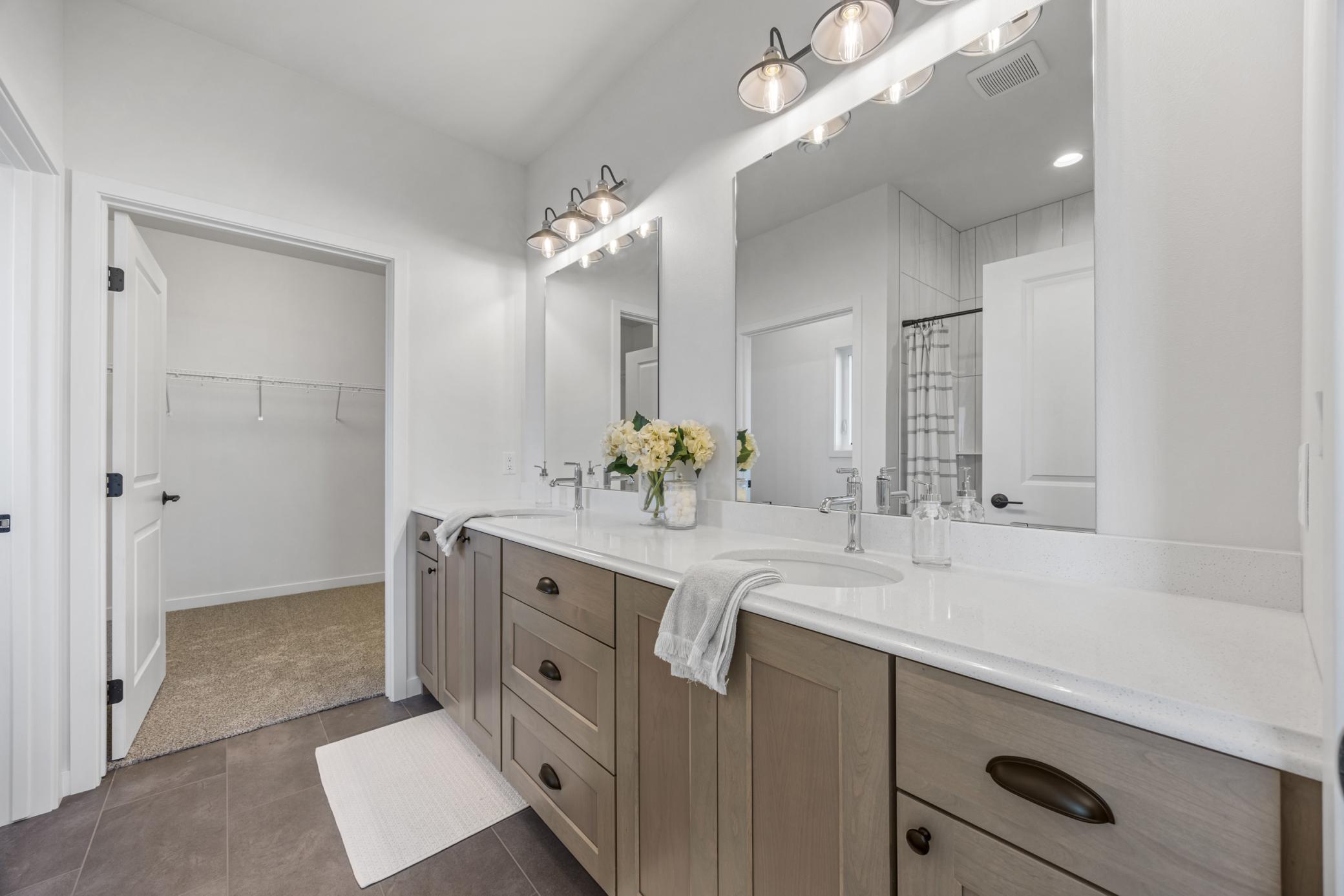 Photo of Previous "Somerset" Model