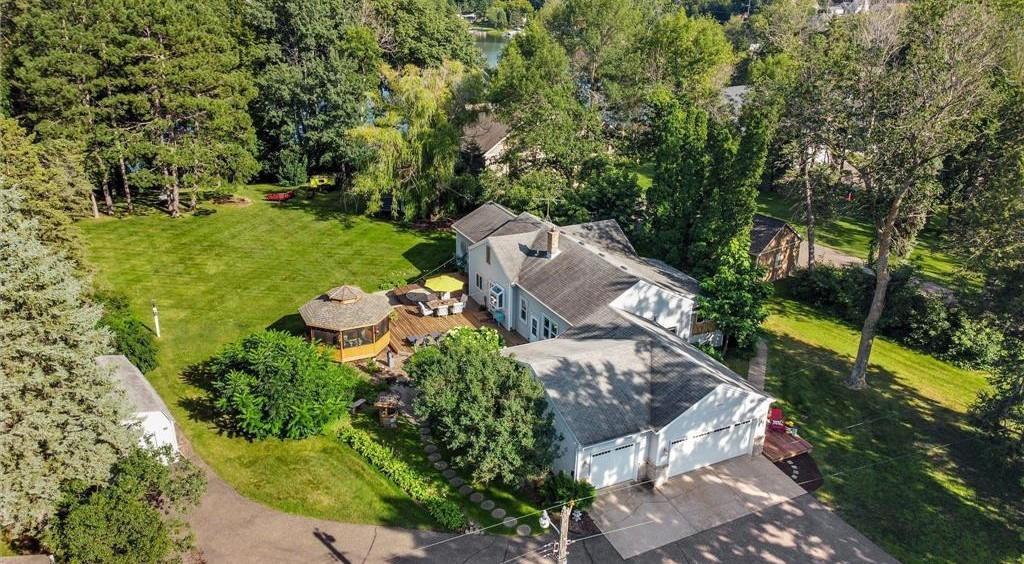 HUGE 3 CAR GARAGE WITH A SEPARATE OFFICE FEATURING HEAT AND AC. INSULATED FOR SOUND. GREAT FOR WORKING FROM HOME (OR NOT WANTING TO HEAR THE KIDS OR GRANDS GAMING).