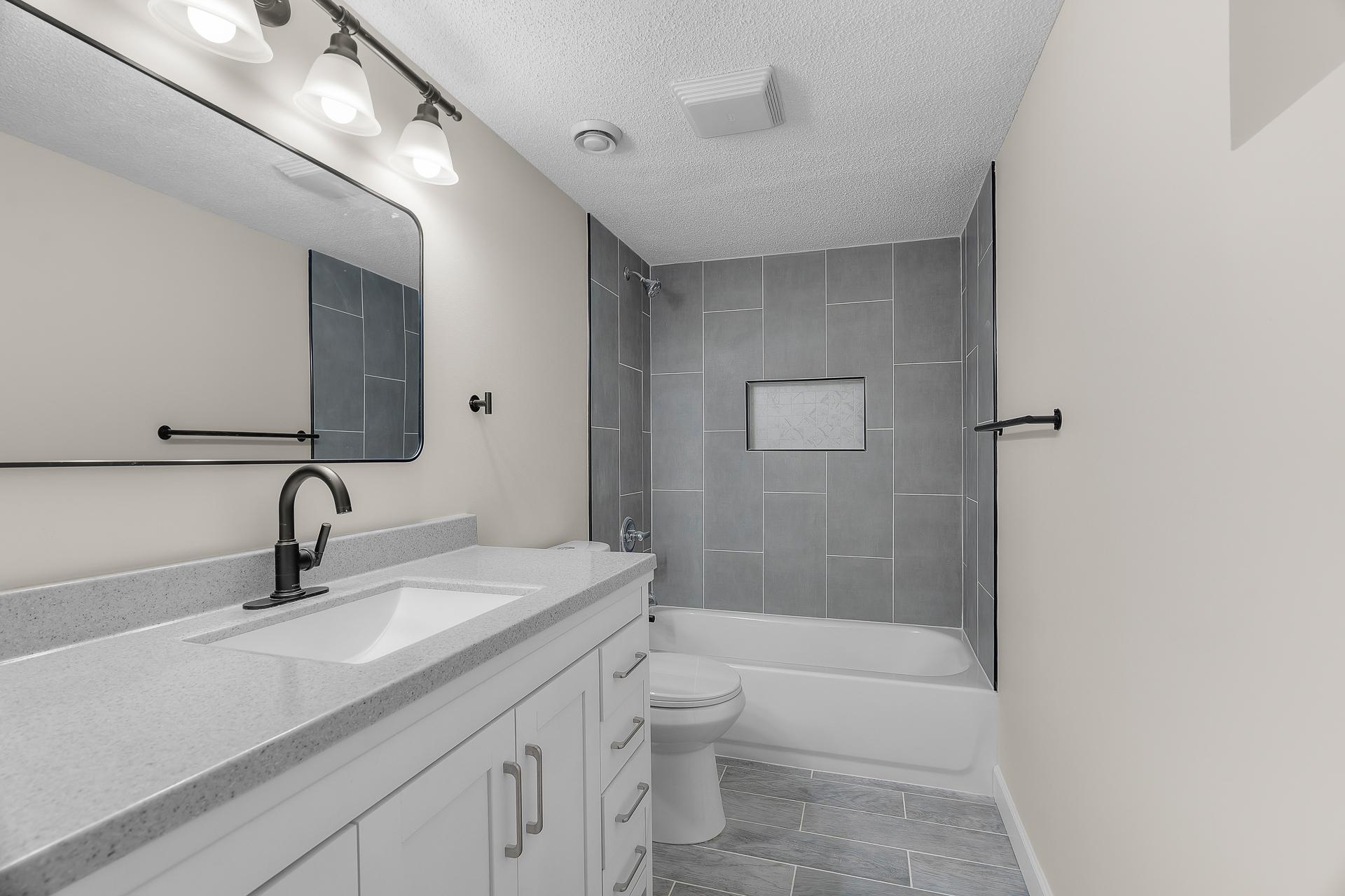 9109 Queen Ave S MLS-38.jpg