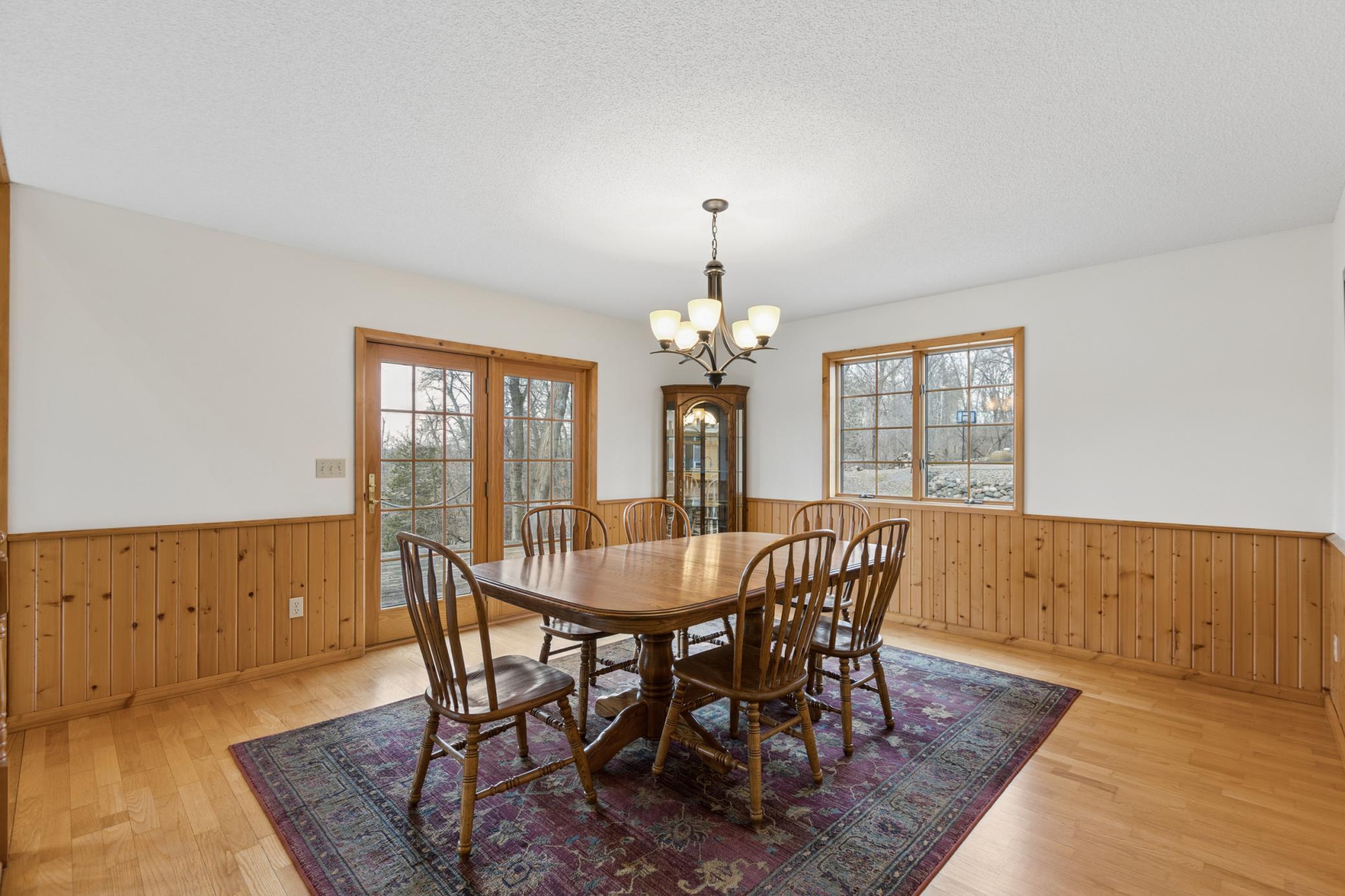 Picture yourself enjoying meals overlooking Lake Marie? You must see this property in person, book your private showing today!