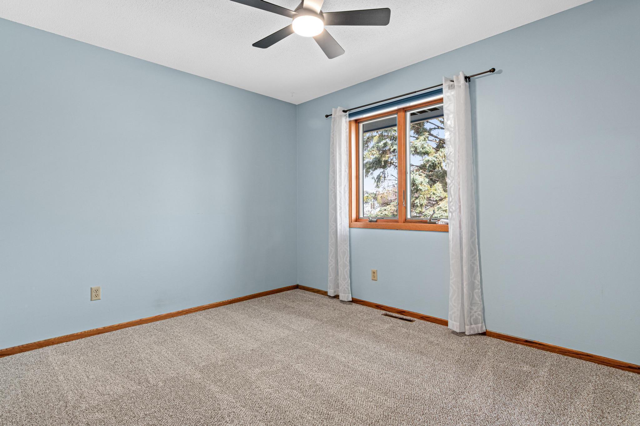 12465 90th Pl N, Maple Grove-15.jpg