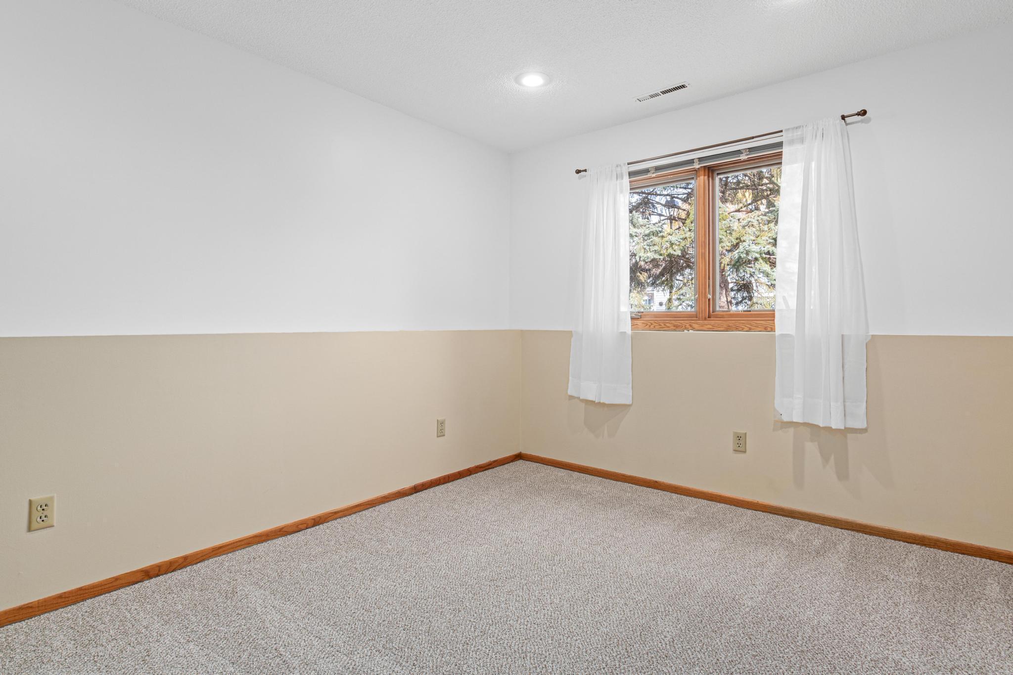 12465 90th Pl N, Maple Grove-18.jpg