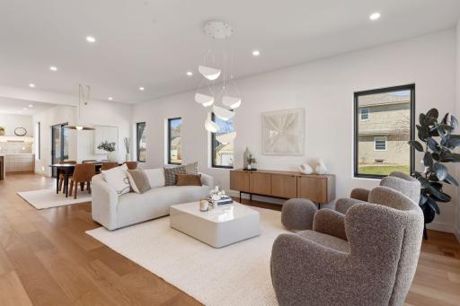 5900 Abbott Avenue S, Edina, MN 55410
