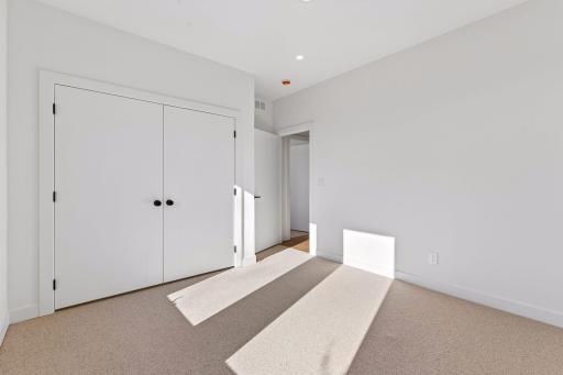 5900 Abbott Avenue S, Edina, MN 55410
