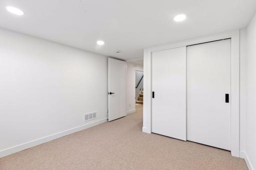 5900 Abbott Avenue S, Edina, MN 55410