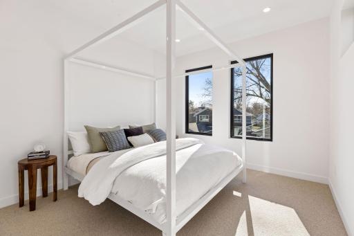 5900 Abbott Avenue S, Edina, MN 55410