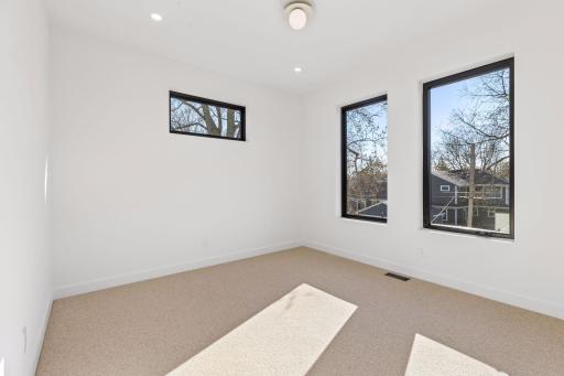 5900 Abbott Avenue S, Edina, MN 55410