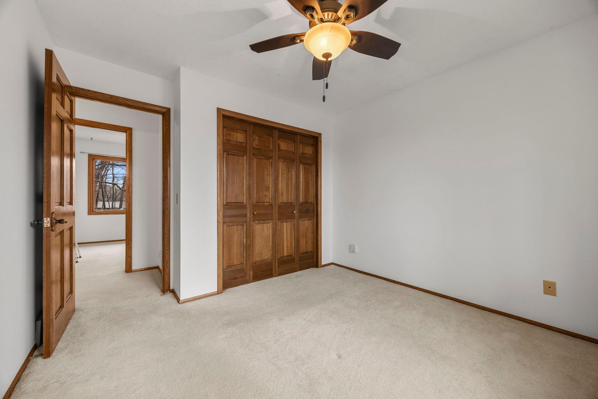 52-web-or-mls-9449 Woodridge Dr-240.jpg