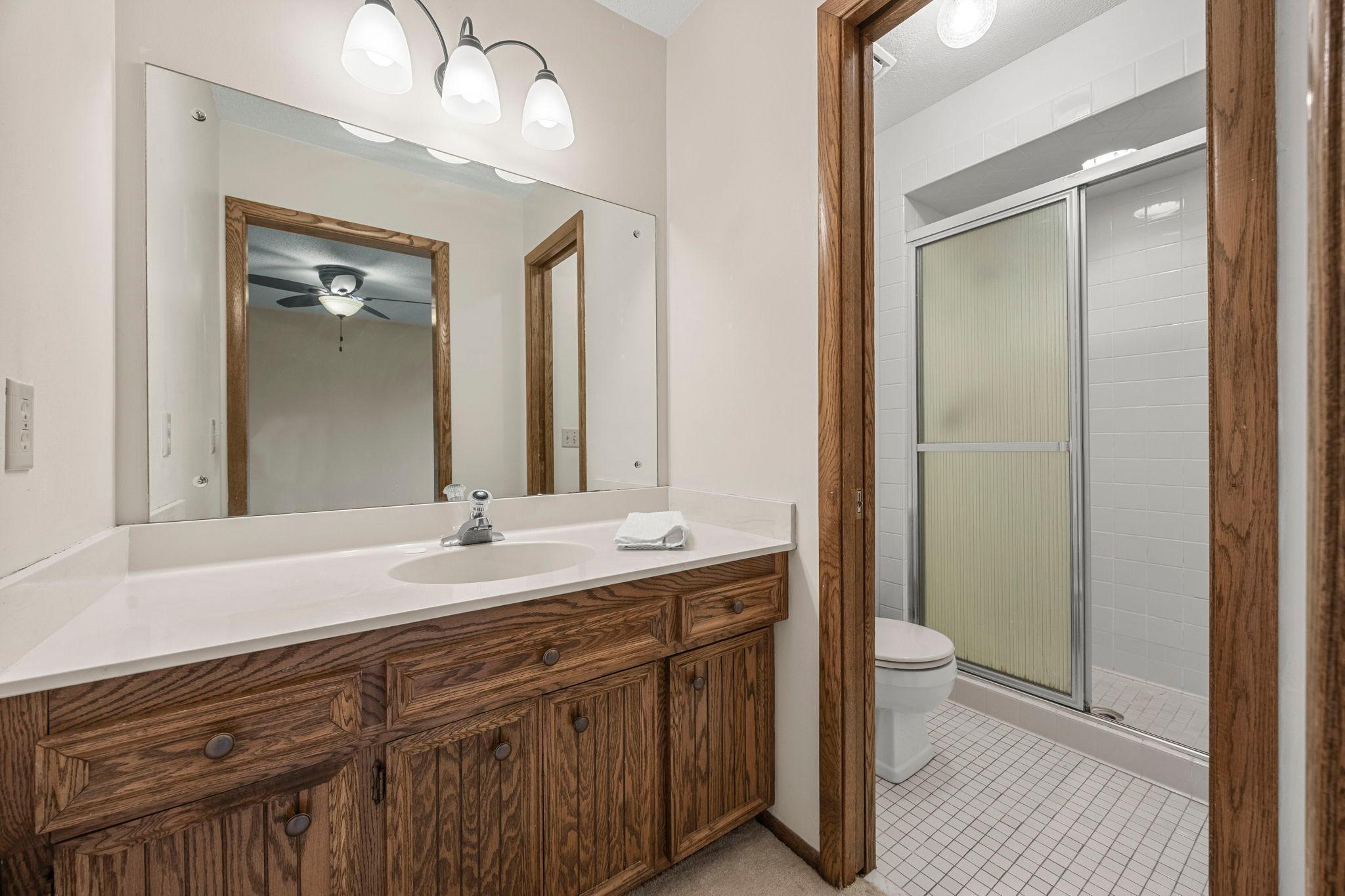 48-web-or-mls-9449 Woodridge Dr-320.jpg