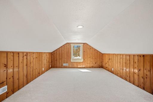 Upper Level - Imagine the possibilities!