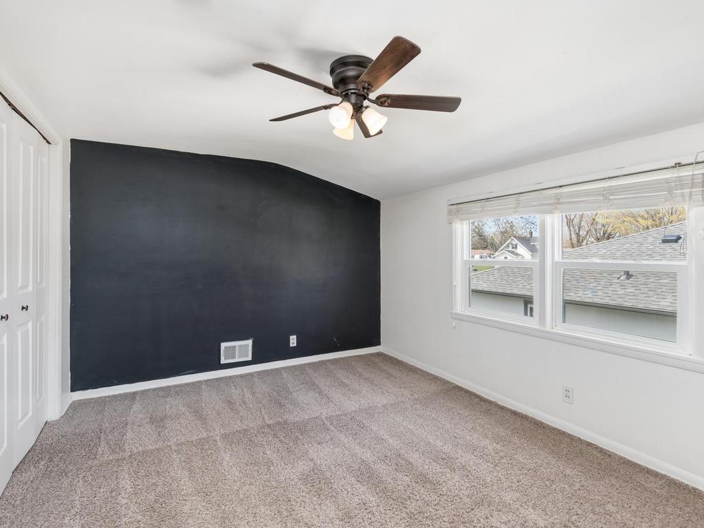 701 1st St NE New Prague MN 56071 USA-017-017-First St NENew Prague17-MLS_Size.jpg