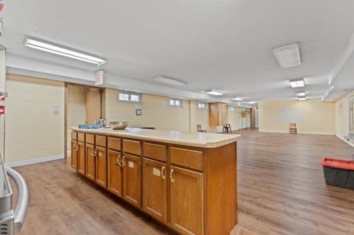 911 11th Avenue NW, Rochester, MN 55901