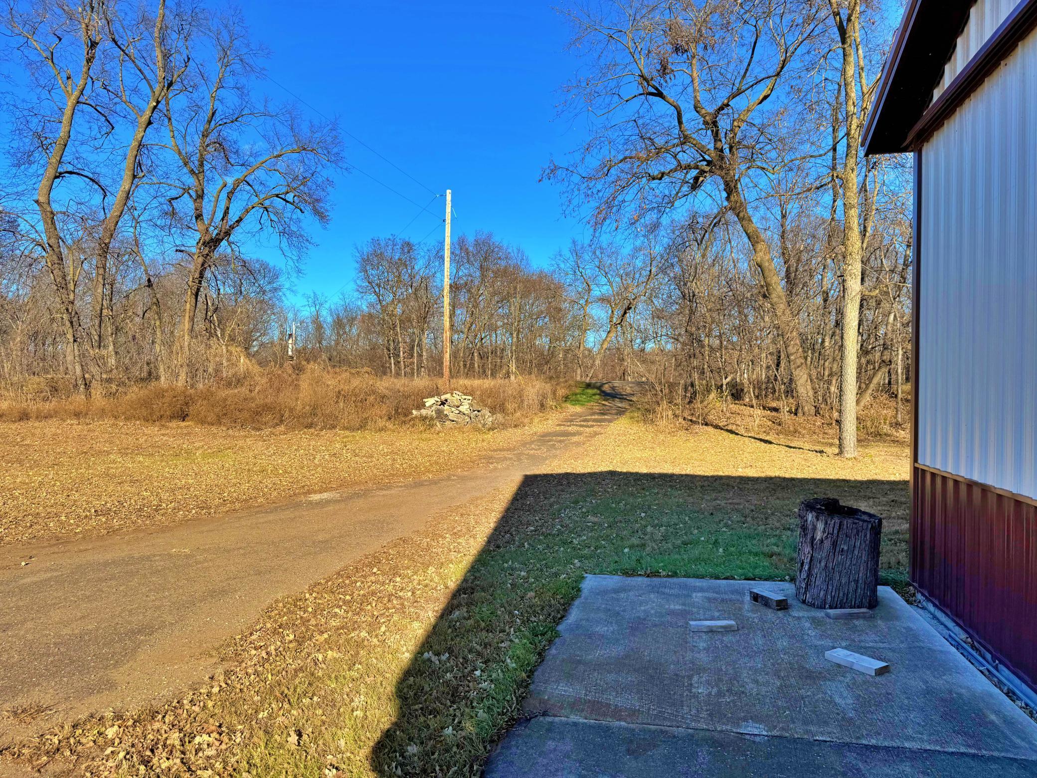 Pole Bldg and Driveway .jpg