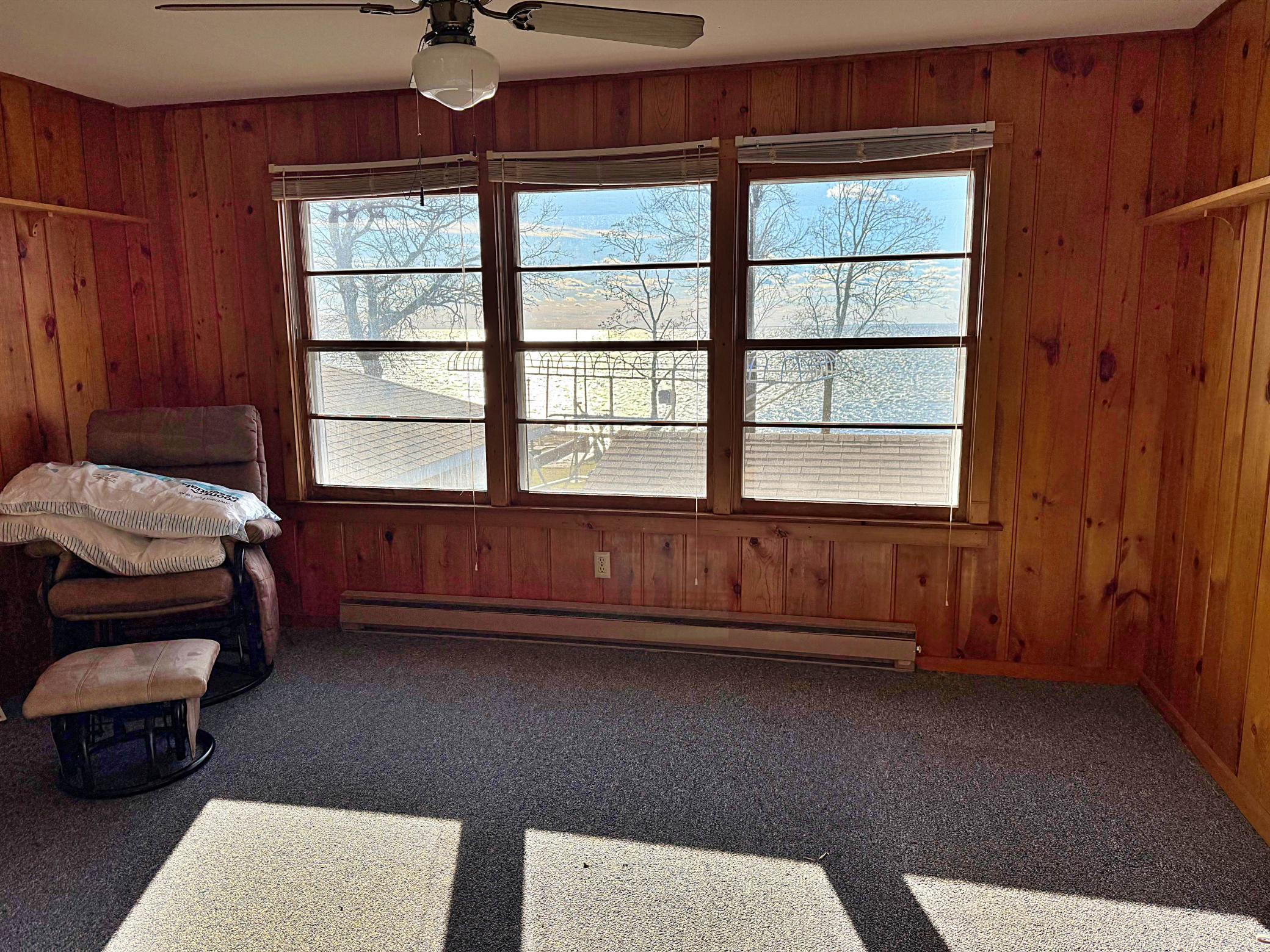 Family room in guest home upper level.jpg
