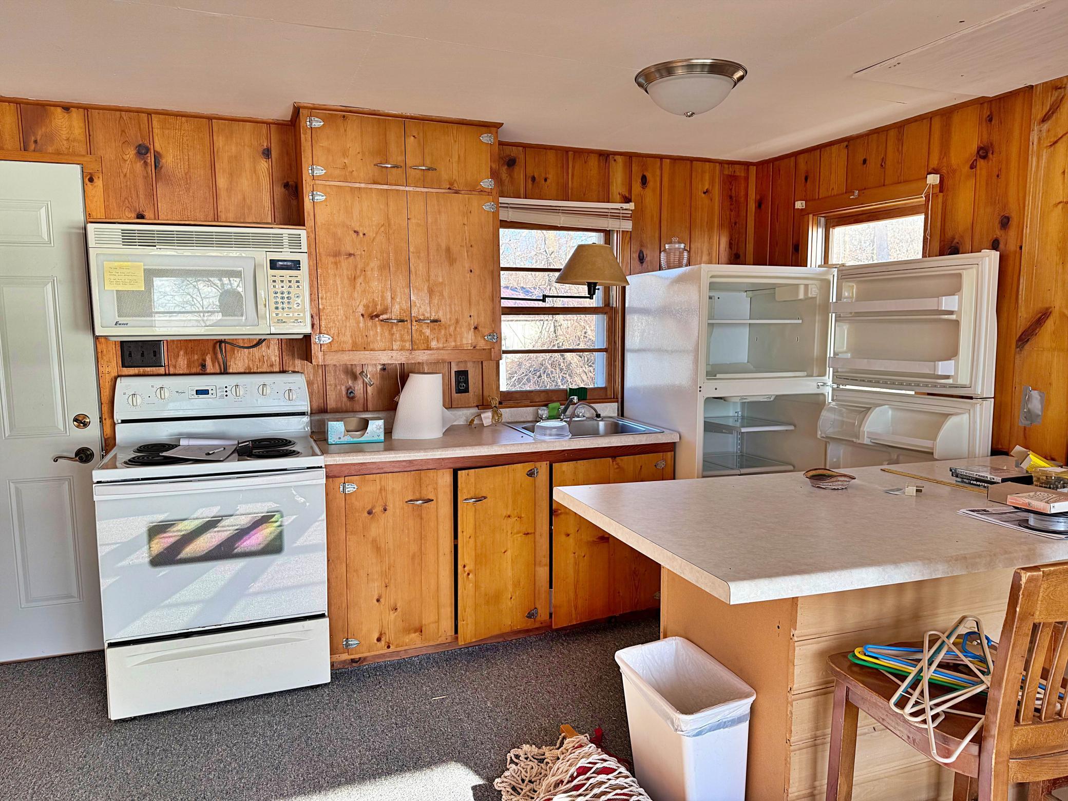 Kitchen Main house.jpg