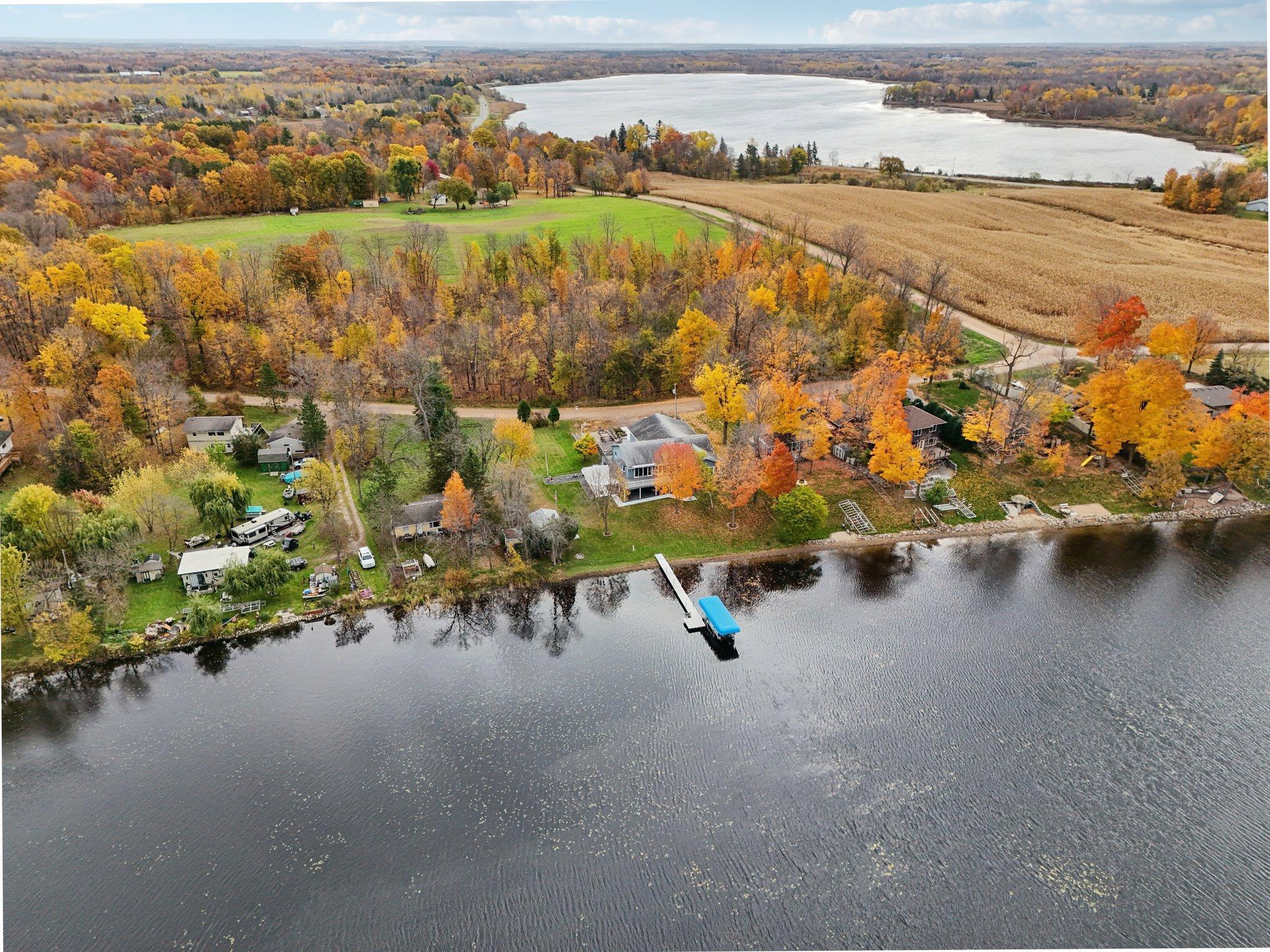 82-web-or-mls-Maple Ln-S2110-082.jpg