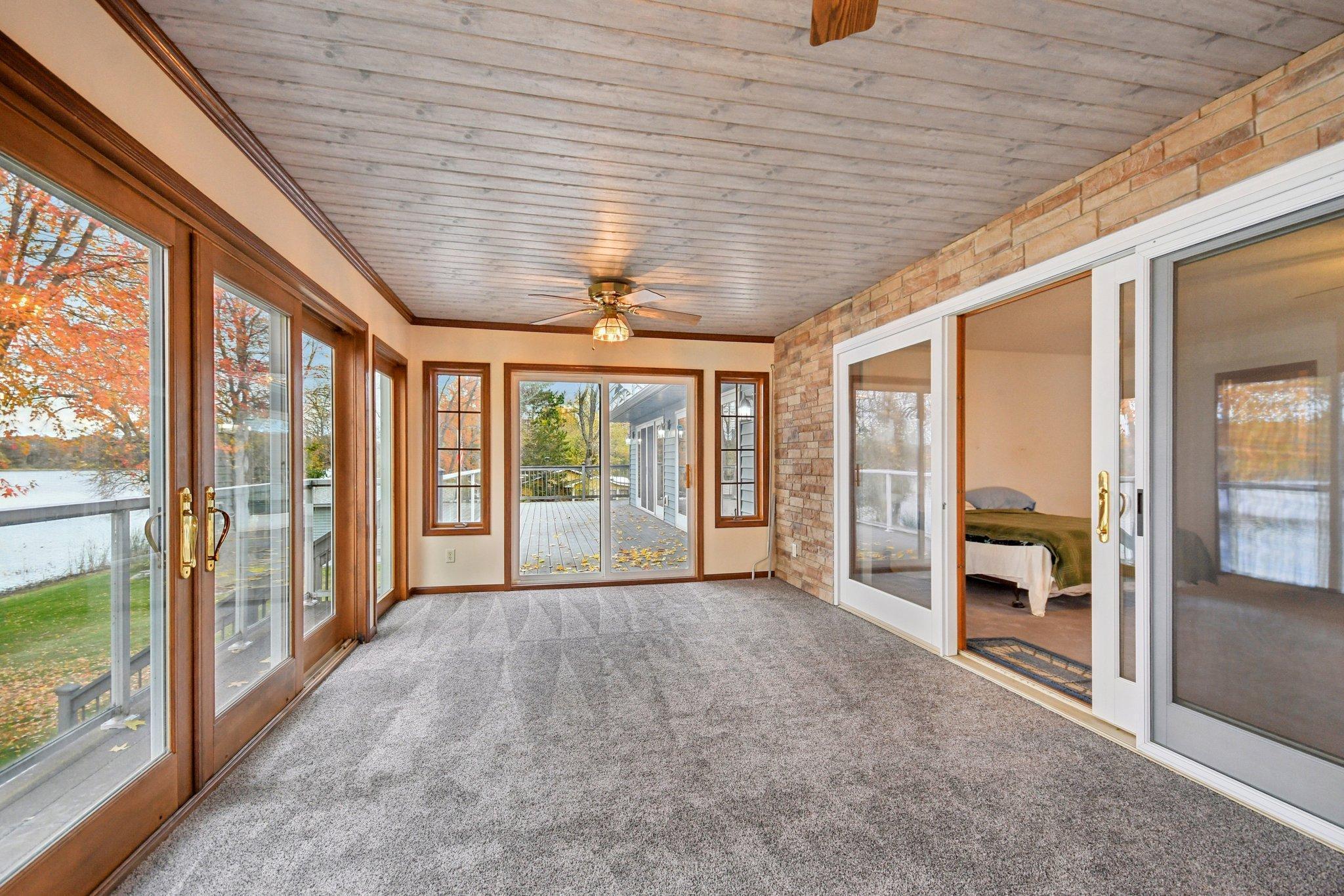 72-web-or-mls-Maple Ln-S2110-072.jpg