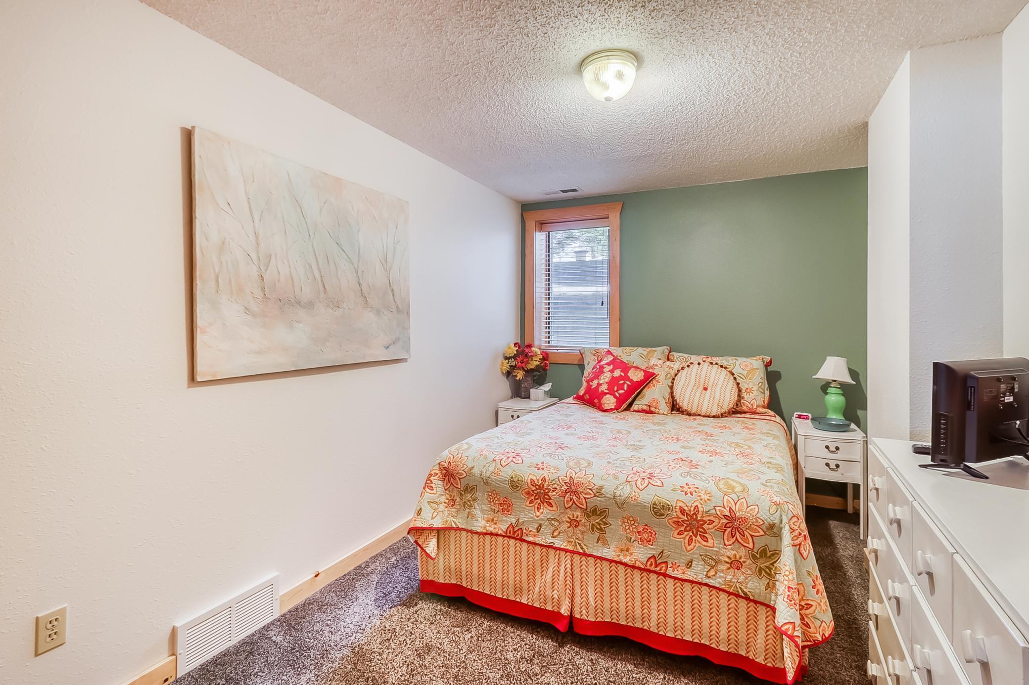 Basement Bedroom2_1.jpg