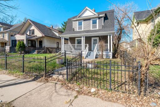 Welcome to this charming 3-bedroom, 1-bath home with classic curb appeal. A fully fenced front yard adds both privacy and functionality.