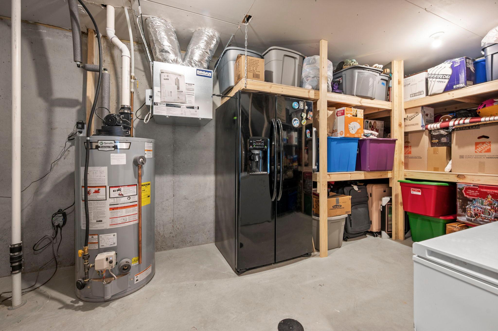 Great utility room built-ins!