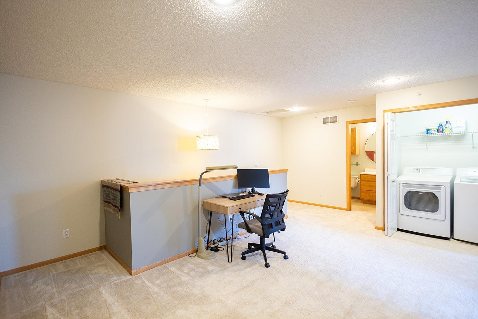 Full bath on upper level and convenient laundry closet.