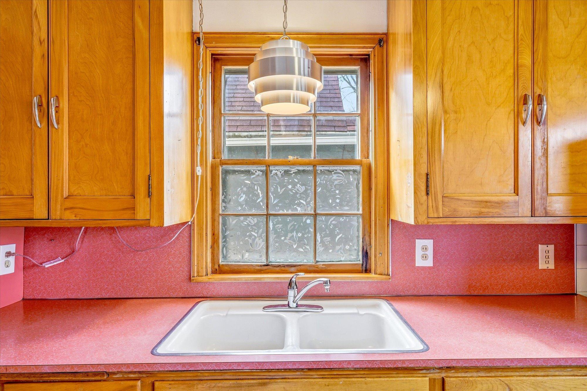 54-19th Ave SE-23.jpg