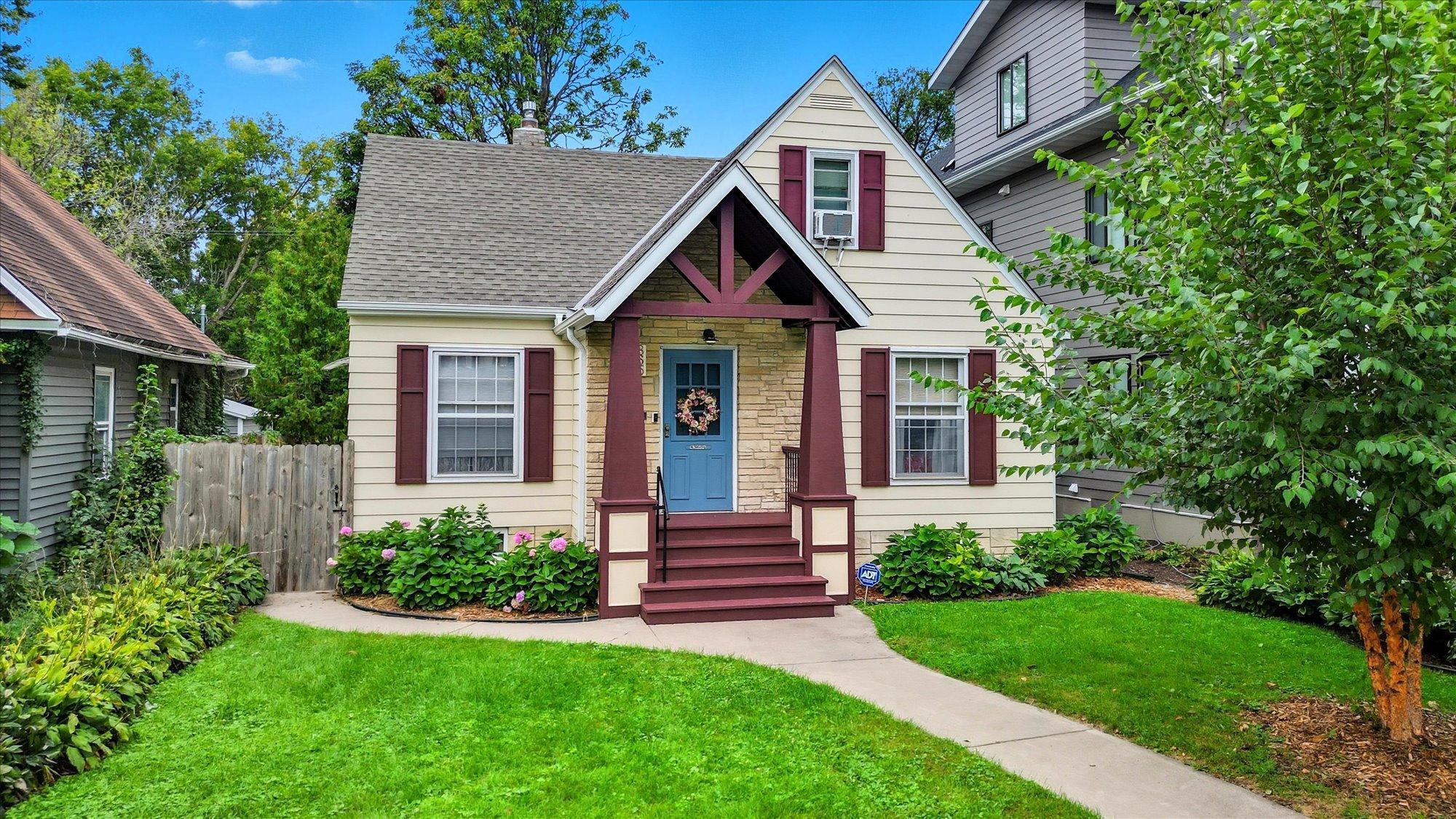 24-19th redo 40 less red-3.jpg