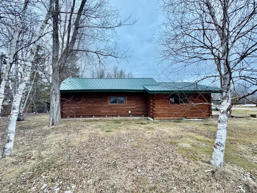 Log cabin