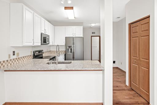 547 Woodduck Drive, F, Saint Paul, MN 55125